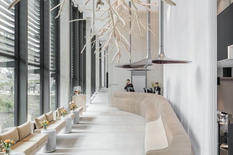 オーデマ・ピゲがスイスに初のラグジュアリーホテルをオープン audemars piguet hotel business des horlogers de france BIG CCHE 1857 watch emmanuel renaut opening info