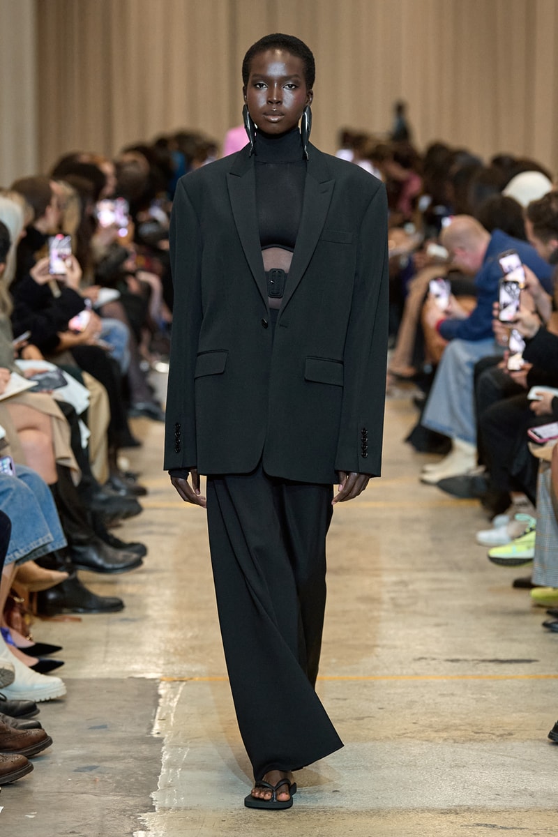 バーバリー Burberry 2023年春夏コレクション