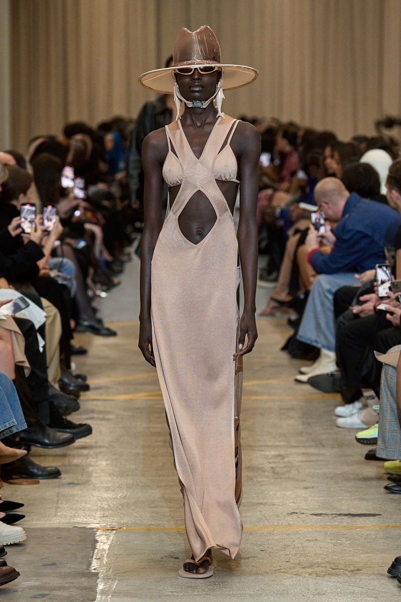 バーバリー Burberry 2023年春夏コレクション