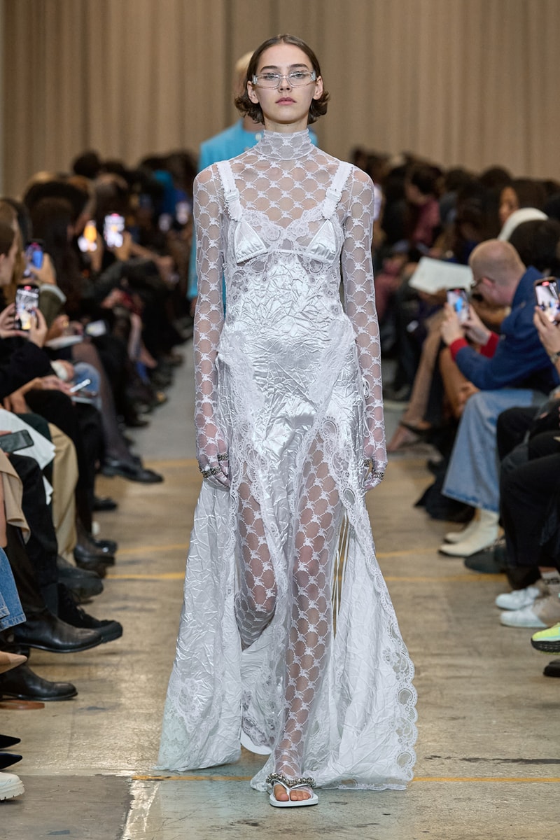 バーバリー Burberry 2023年春夏コレクション