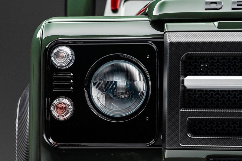 2013年製 ディフェンダーの特別仕様車がチャリティーオークションで約2,260万円の高値が付く　This Chinook-Inspired High Modified 2013 Land Rover Defender Is Heading to Bonham's Goodwood Revival Sale the royal air forces association tecniq