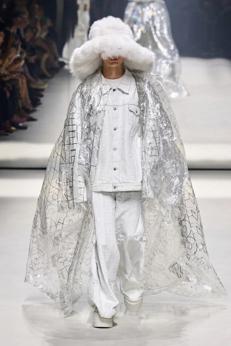 フェンディが豪華ブランドらとコラボしたリゾート 2023 コレクションを発表 Fendi’s Multi-Collab Resort 2023 Collection Stormed New York Fashion Week with Marc Jacobs, Sarah Jessica Parker, Porter and Tiffany and Co