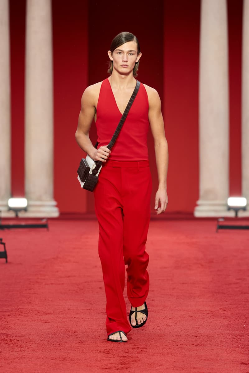 フェラガモ 2023年春夏コレクション Ferragamo’s SS23 Show Provided a Fiery Debut for Designer Maximilian Davis