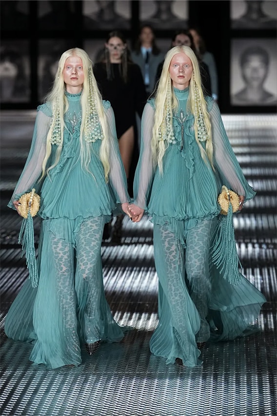 グッチ Gucci Milan Fashion Week SS23 Spring Summer 2023 Show Runway alessandro michele Womenswear Collection First Look Images