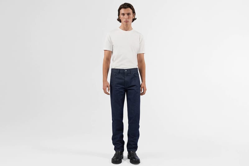 UNIQLO が Helmut Lang とタッグを組んだコラボジーンズを発売