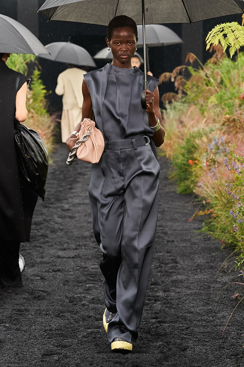 ジル・サンダー  Jil Sander 2023年春夏コレクション 