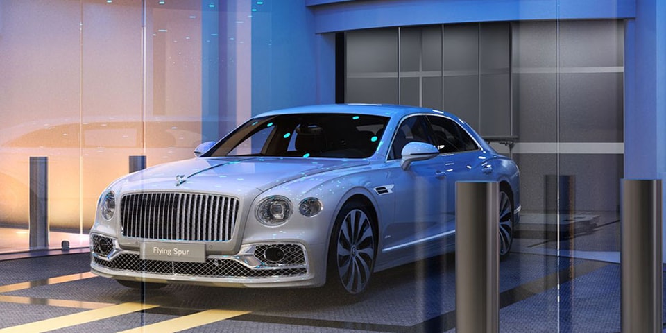 4台分の車庫を備える超豪華な Bentley のレジデンスアパートメントがマイアミに建設