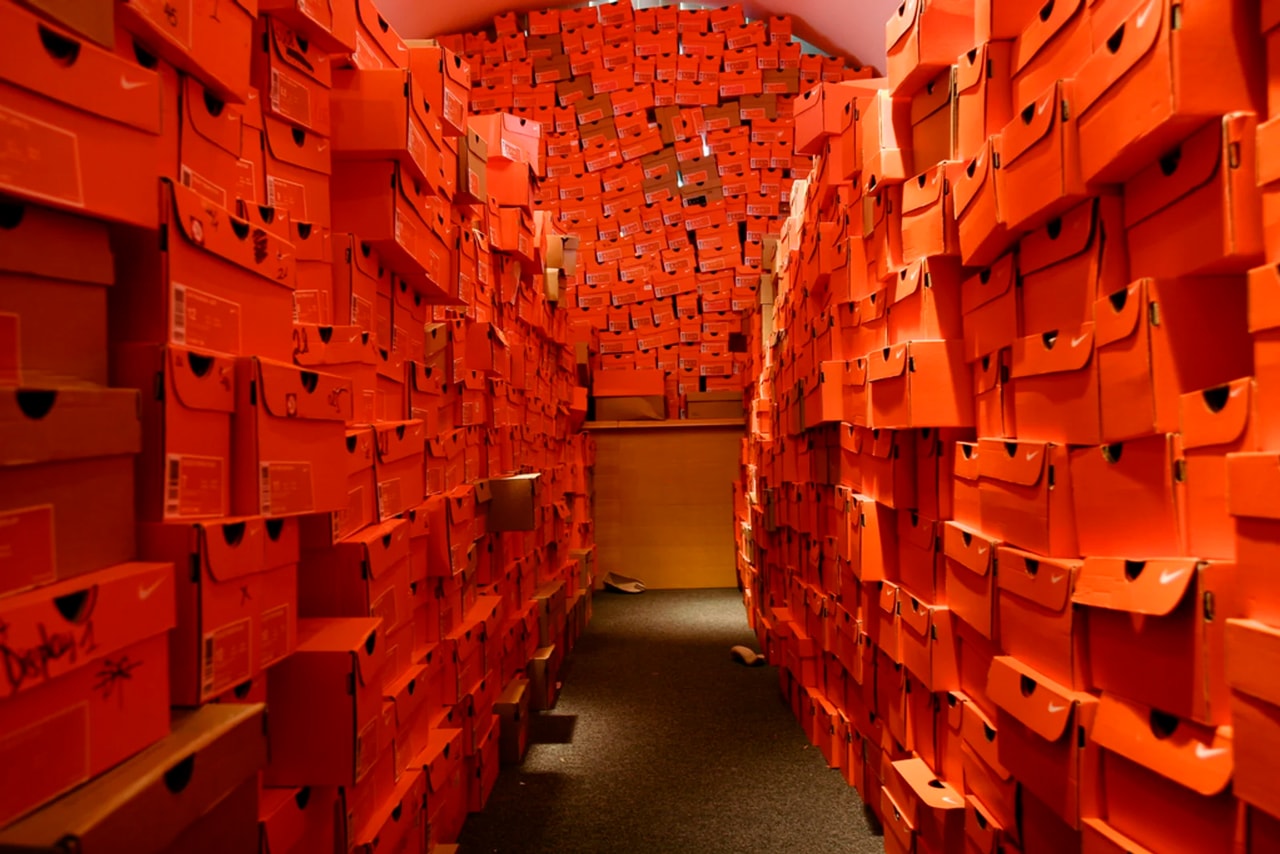 ナイキ 米メンフィスで1億円以上の Nike 製品の盗難事件が発生