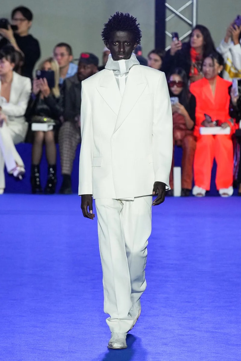 オフホワイト™️ 2023年春夏コレクション Ib Kamara’s Off-White™ Debut Challenged Societal Notions for SS23