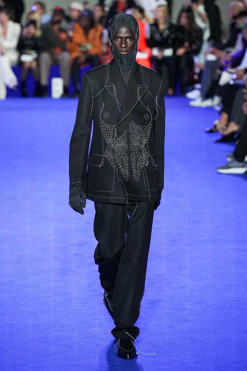オフホワイト™️ 2023年春夏コレクション Ib Kamara’s Off-White™ Debut Challenged Societal Notions for SS23