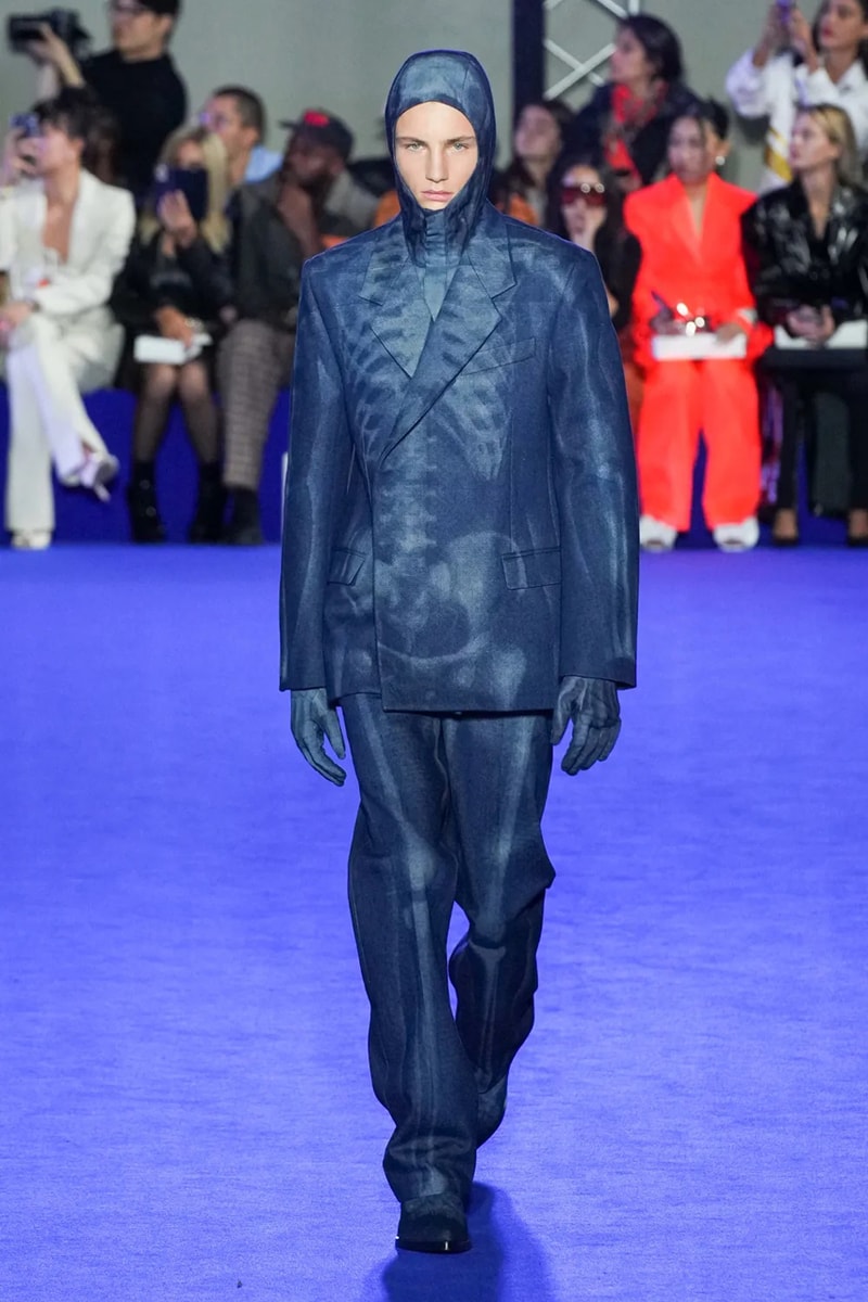 オフホワイト™️ 2023年春夏コレクション Ib Kamara’s Off-White™ Debut Challenged Societal Notions for SS23