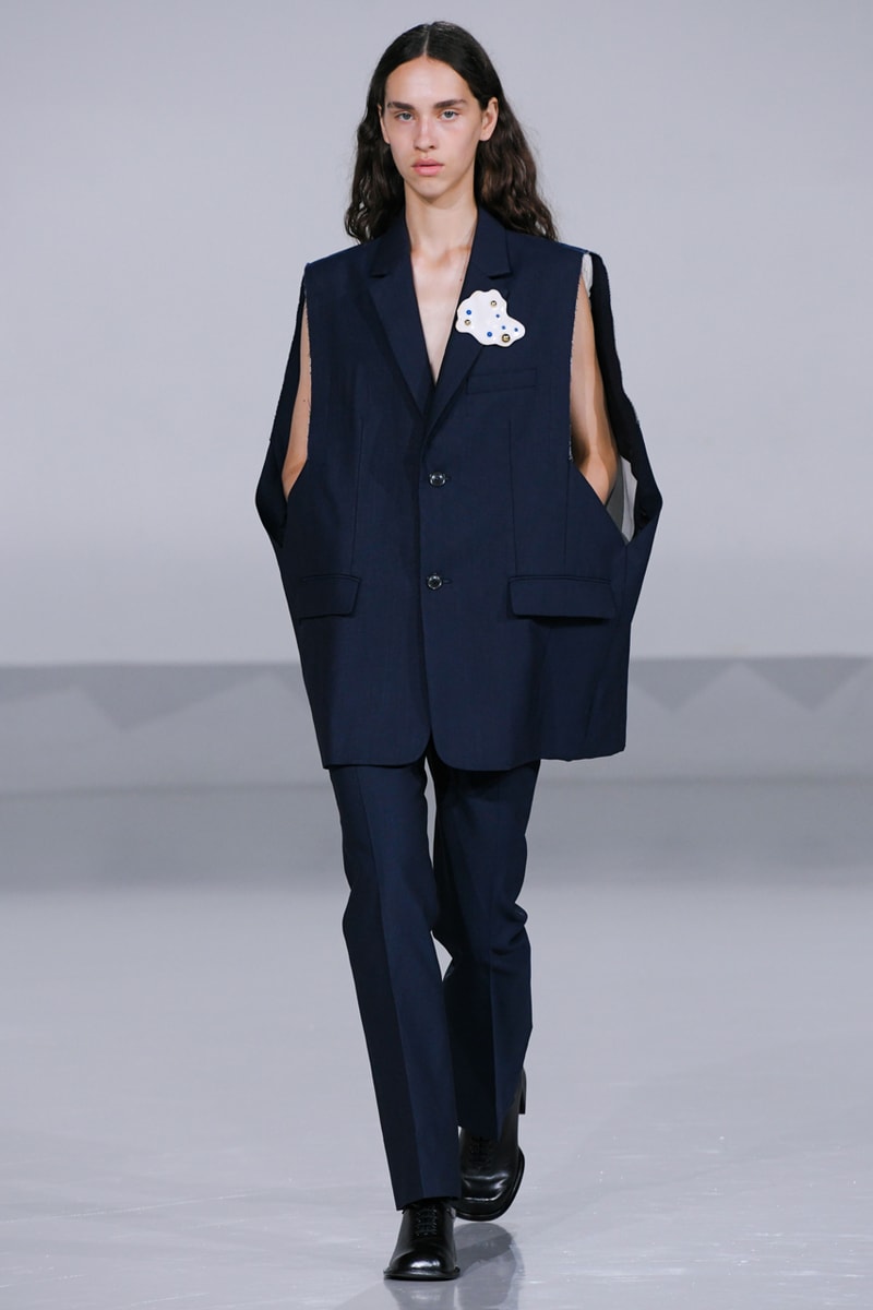 トーガ2023年春夏コレクション　TOGA Archives SS23 Defines Contemporary Dressing
