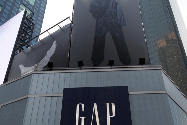 YZY GAP ENGINEERED BY BALENCIAGA が Gap フラッグシップ銀座にて販売開始