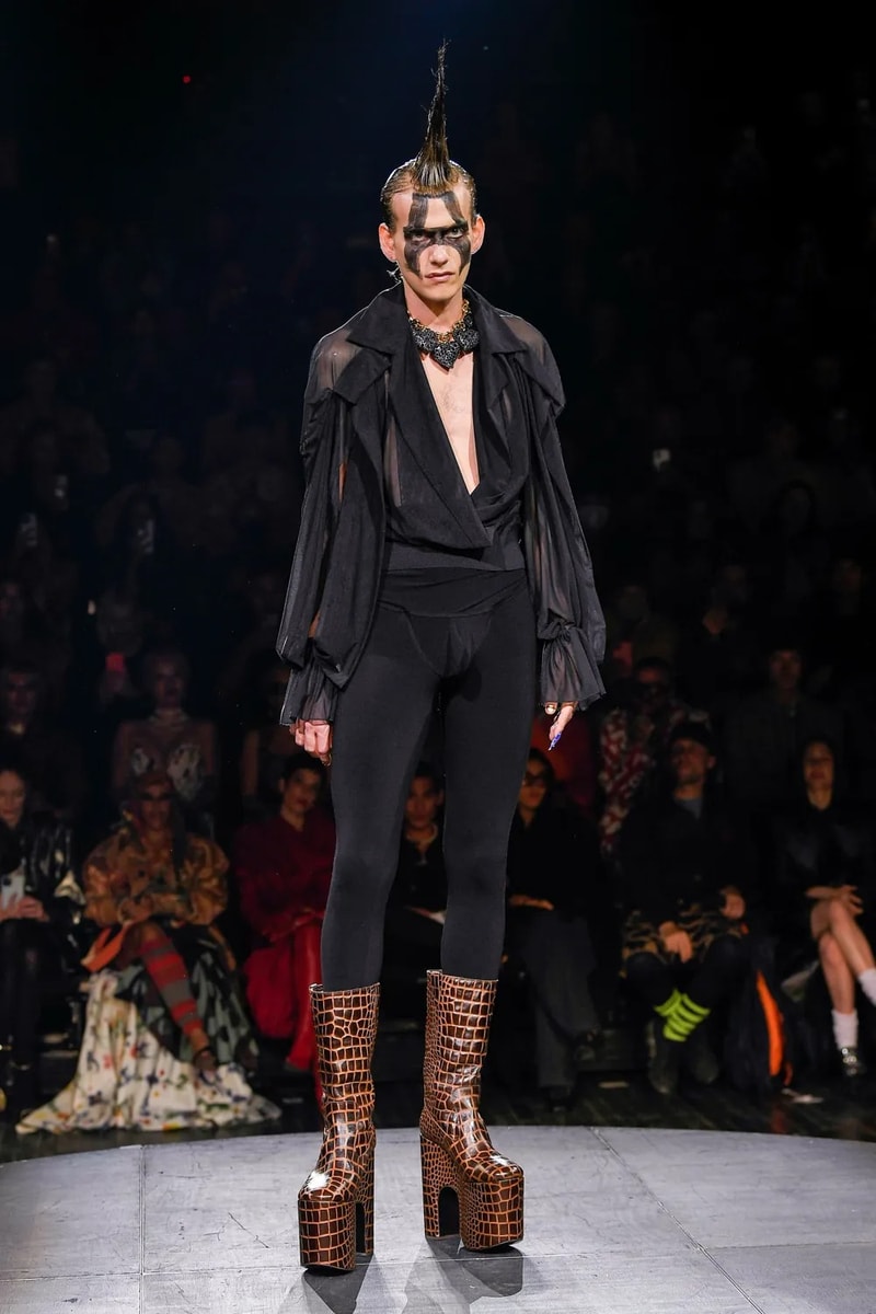 アンドレアス・クロンターラー フォー ヴィヴィアン・ウエストウッド 2023年春夏コレクション Andreas Kronthaler for Vivienne Westwood Spring Summer 2023 SS23 Paris Fashion Week Show Bella Hadid Menswear sous le ciel de paris