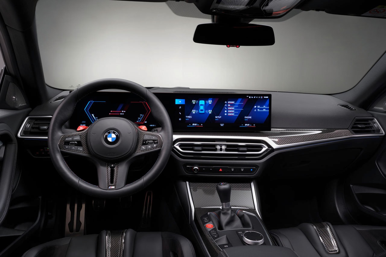 俊敏なコントロールで高いパフォーマンスを重視した2023型  BMW M2 登場 2023 BMW M2 Prioritizes High Performance With Agile Control