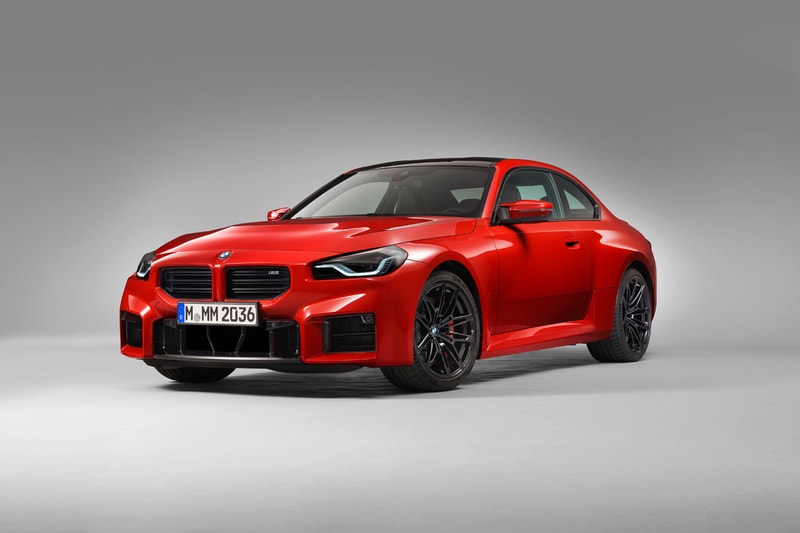 俊敏なコントロールで高いパフォーマンスを重視した2023型  BMW M2 登場 2023 BMW M2 Prioritizes High Performance With Agile Control