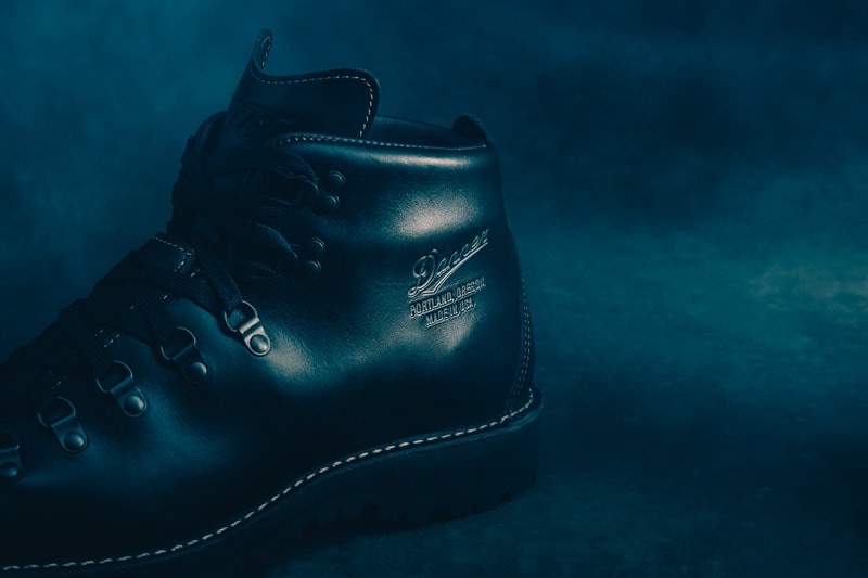 Danner が映画『007』シリーズ生誕60周年を記念したブーツ 2型を発表　James Bond Danner 60th Anniversary Boots Release Date info store list buying guide photos price Mountain Light II Tanicus