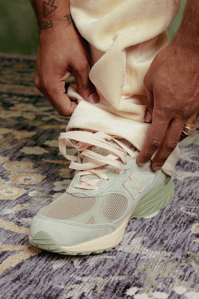 ジョー・フレッシュグッズ x ニューバランスによる最新コラボ 993 “パフォーマンスアート” が発売 Joe Freshgoods x New Balance 993 “Performance Art” release info 