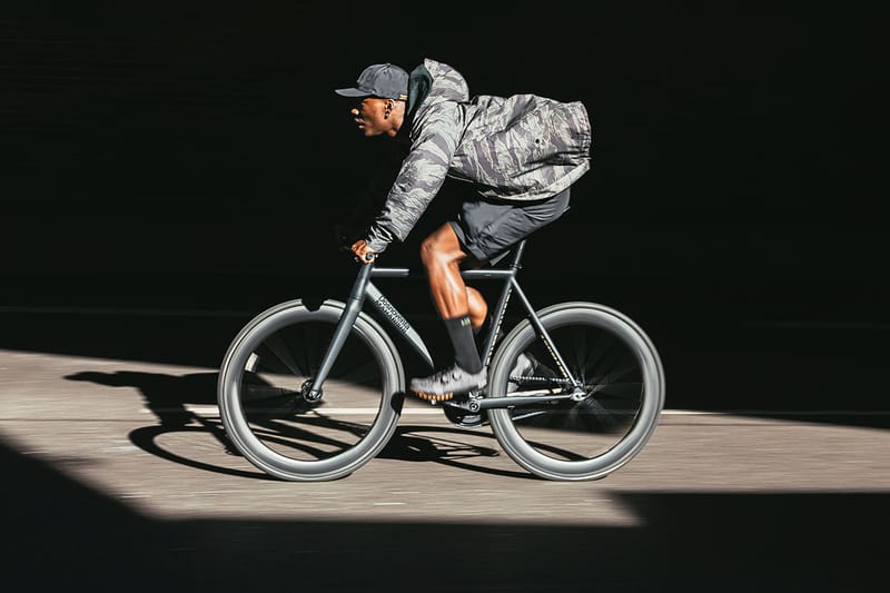 Dosnoventa x Maharishi が世界限定30台のコラボピストバイクを発売