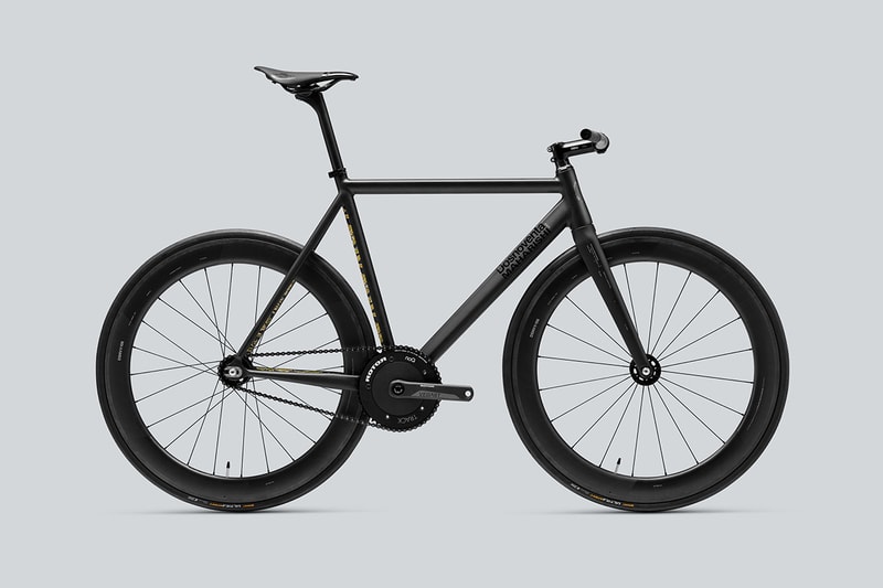 ドスノヴェンタxマハリシが世界限定30台のコラボピストバイクを発売 