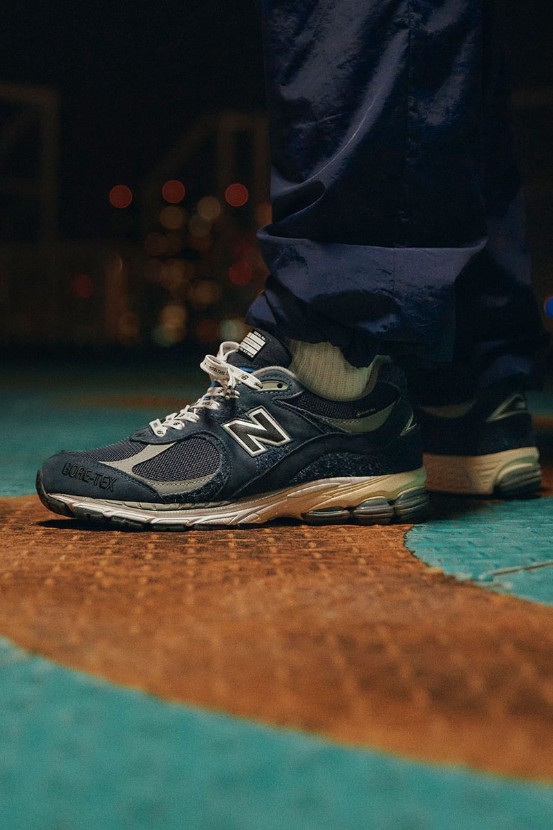 Nハリウッドxインヴィンシブルxニューバランスのトリプルコラボ 2002Rがついに発売 n-hoolywood invincible new balance 2002r collab release info