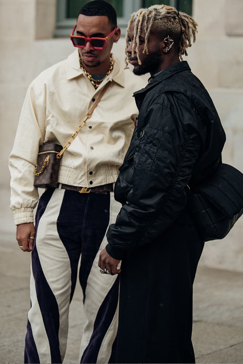 ストリートスタイル：パリ・ファッションウィーク ウィメンズ 2023年春夏 Paris Fashion Week SS23 Street Style Looks emma chamberlain rick owens michele lamy matthew m williams balenciaga kenzo nigo sita bellan loewe miu miu chanel givenchy thom browne monochrome suits suiting tailoring weather fall october september