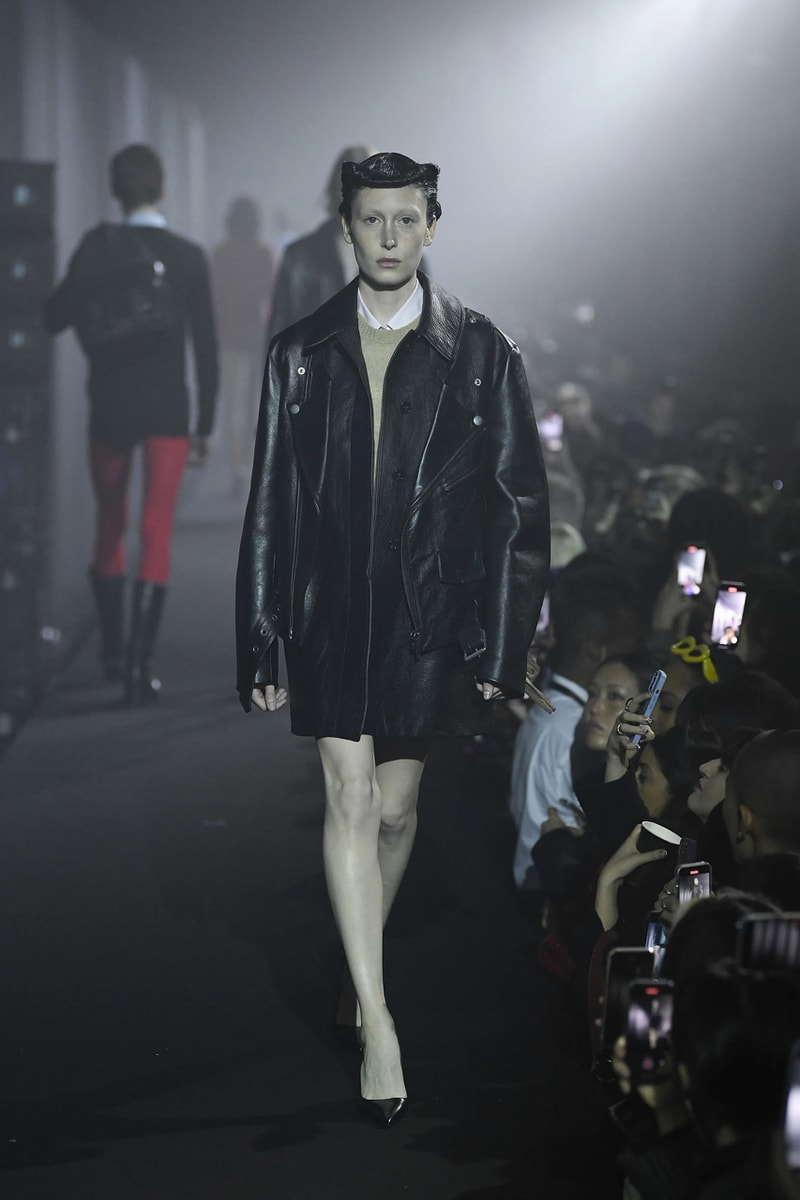ラフシモンズ 2023年春夏コレクション Raf Simons Spring Summer 2023 Runway Show London Fashion Week Printworks Postponed Frieze LFW SS23 