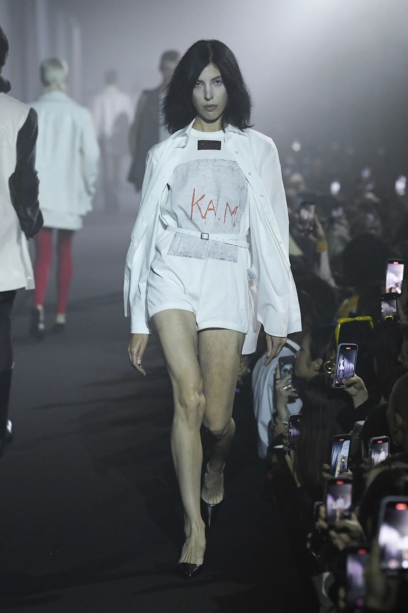 ラフシモンズ 2023年春夏コレクション Raf Simons Spring Summer 2023 Runway Show London Fashion Week Printworks Postponed Frieze LFW SS23 