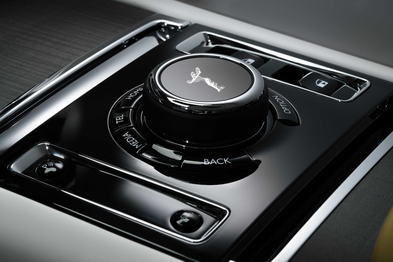 ロールス・ロイスが初の超高級電動スーパークーペ スペクターを正式発表 Rolls-Royce Spectre Unveiled First Look Official Release Information Electric Cars British Luxury EV 
