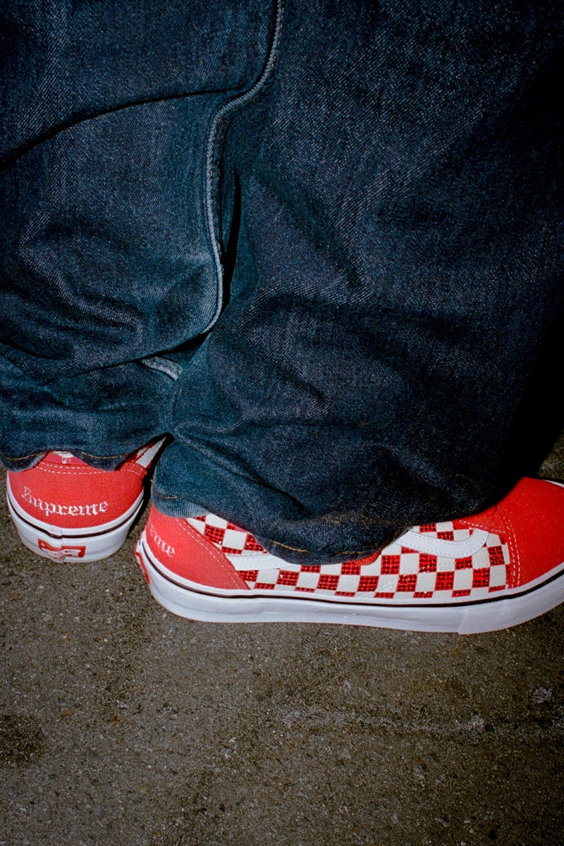 シュプリーム x ヴァンズからスワロフスキーのクリスタルを散りばめた オールドスクールが登場 Supreme x Swarovski x Vans Old Skool release info
