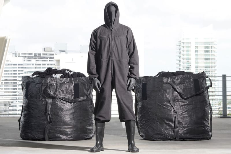 GAP が YEEZY GAP の商品を店頭から撤去し公式サイトも閉鎖へ