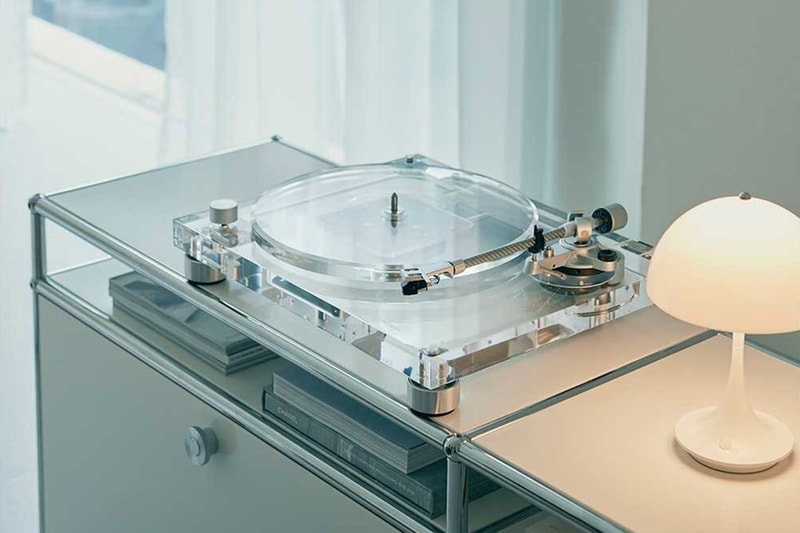 オーディオテクニカがクリアーアクリル仕上げのターンテーブルを限定リリース Audio Technica vinyl player dc motor sound burger transparent glass AT LP2022 30mm washi release info date price