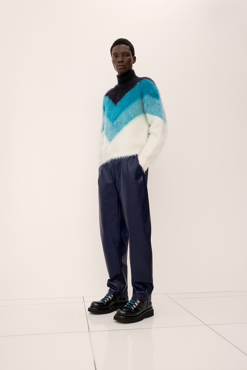 ボッテガ・ヴェネタ 2023年プレスプリングコレクションBottega Veneta Pre-Spring 2023 Collection Lookbook Matthieu Blazy Emma Balfour Intreccio Leather Weave Trompe-l'œil Release Info