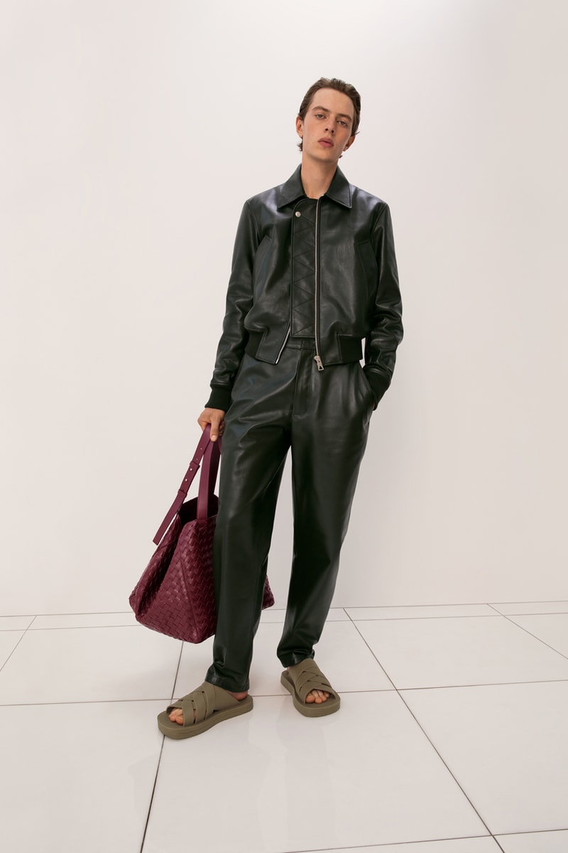 ボッテガ・ヴェネタ 2023年プレスプリングコレクションBottega Veneta Pre-Spring 2023 Collection Lookbook Matthieu Blazy Emma Balfour Intreccio Leather Weave Trompe-l'œil Release Info