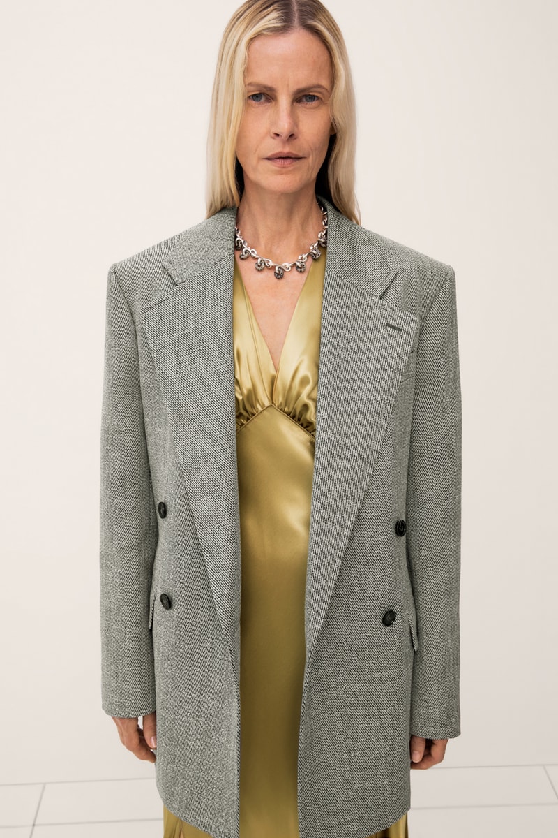ボッテガ・ヴェネタ 2023年プレスプリングコレクションBottega Veneta Pre-Spring 2023 Collection Lookbook Matthieu Blazy Emma Balfour Intreccio Leather Weave Trompe-l'œil Release Info