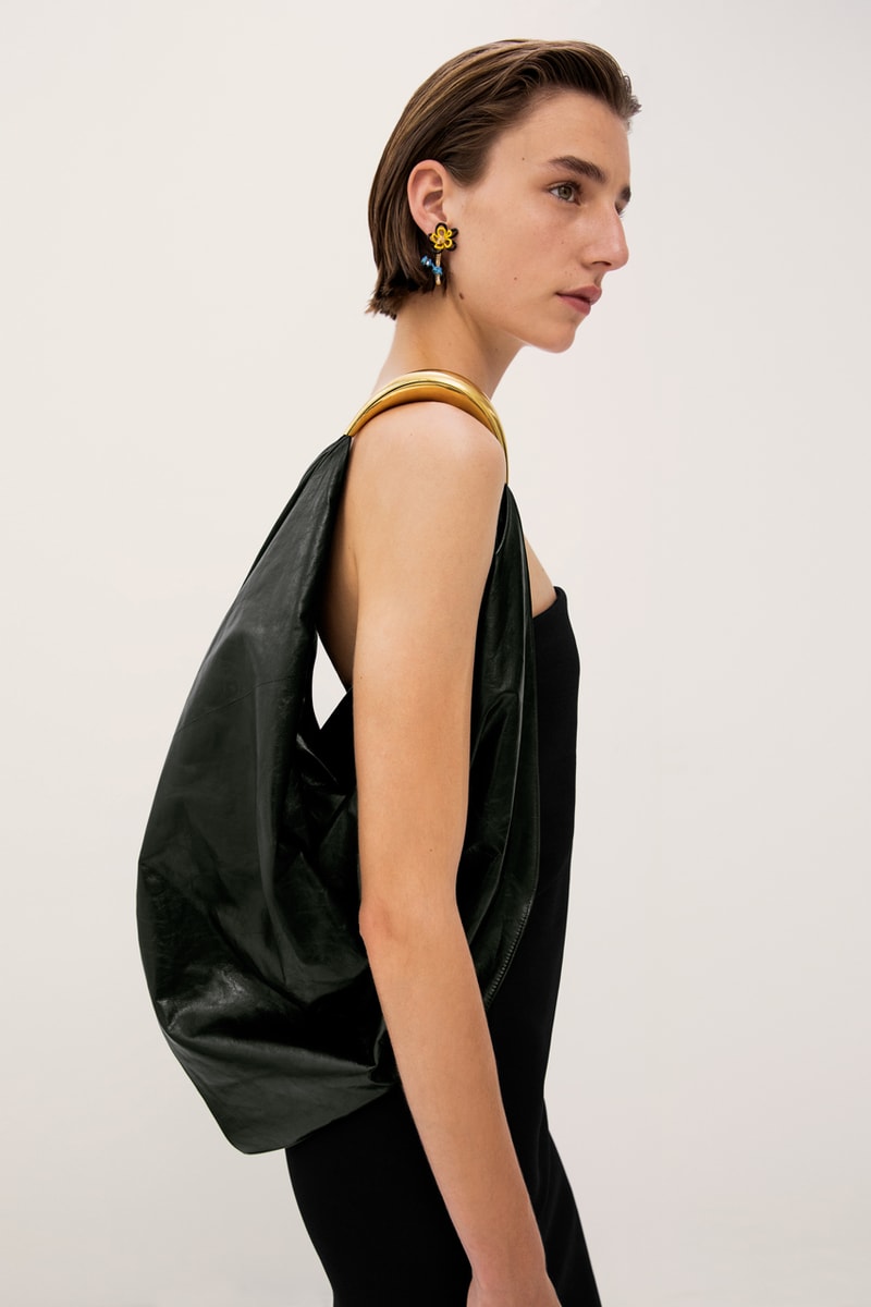 ボッテガ・ヴェネタ 2023年プレスプリングコレクションBottega Veneta Pre-Spring 2023 Collection Lookbook Matthieu Blazy Emma Balfour Intreccio Leather Weave Trompe-l'œil Release Info