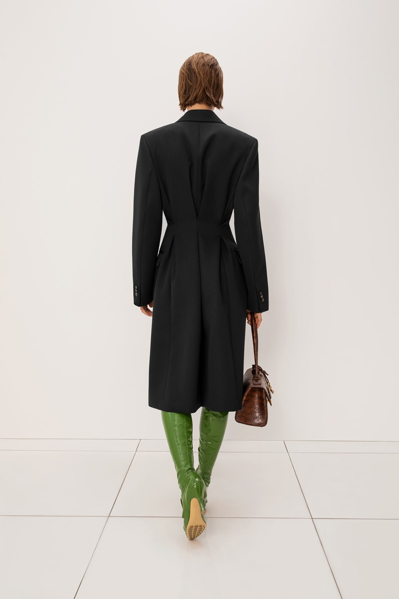 ボッテガ・ヴェネタ 2023年プレスプリングコレクションBottega Veneta Pre-Spring 2023 Collection Lookbook Matthieu Blazy Emma Balfour Intreccio Leather Weave Trompe-l'œil Release Info