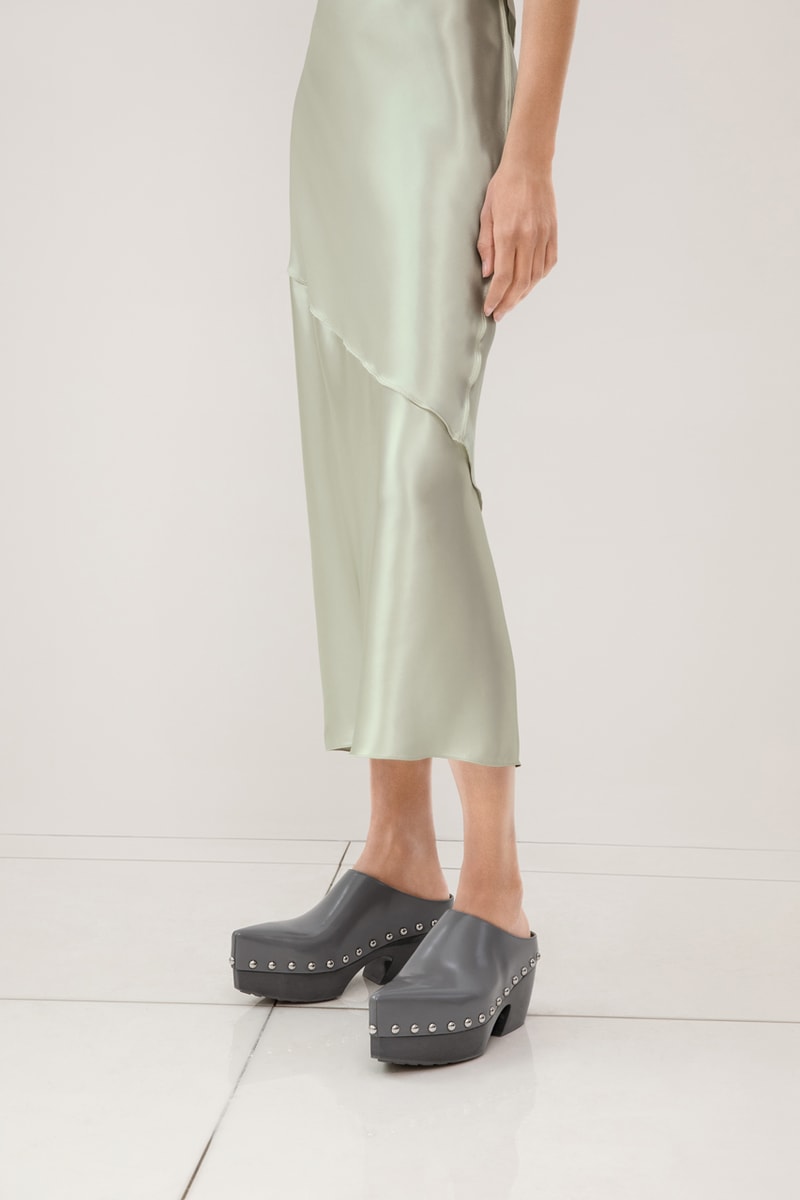 ボッテガ・ヴェネタ 2023年プレスプリングコレクションBottega Veneta Pre-Spring 2023 Collection Lookbook Matthieu Blazy Emma Balfour Intreccio Leather Weave Trompe-l'œil Release Info