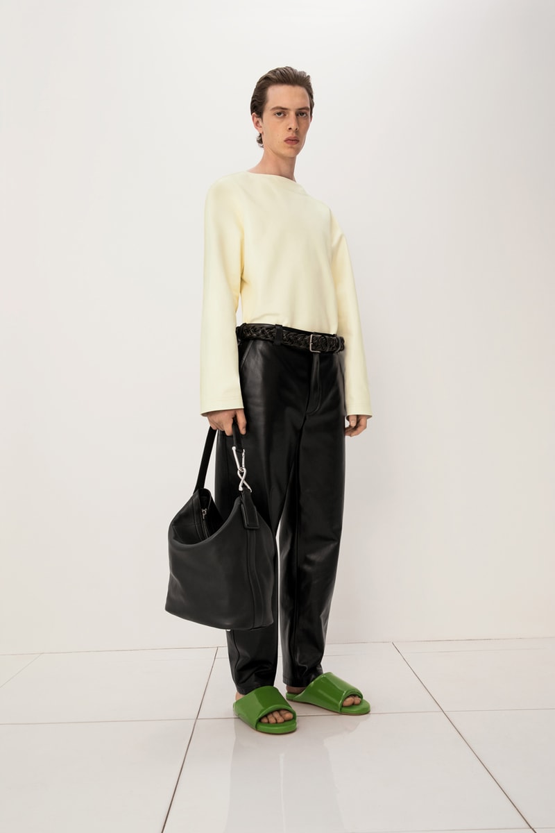 ボッテガ・ヴェネタ 2023年プレスプリングコレクションBottega Veneta Pre-Spring 2023 Collection Lookbook Matthieu Blazy Emma Balfour Intreccio Leather Weave Trompe-l'œil Release Info