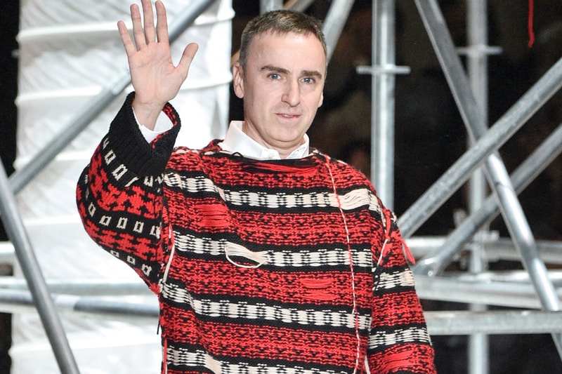 ラフ・シモンズが自身の名を冠したブランドをクローズすると発表　Raf Simons Closes Namesake Label After 27 Years