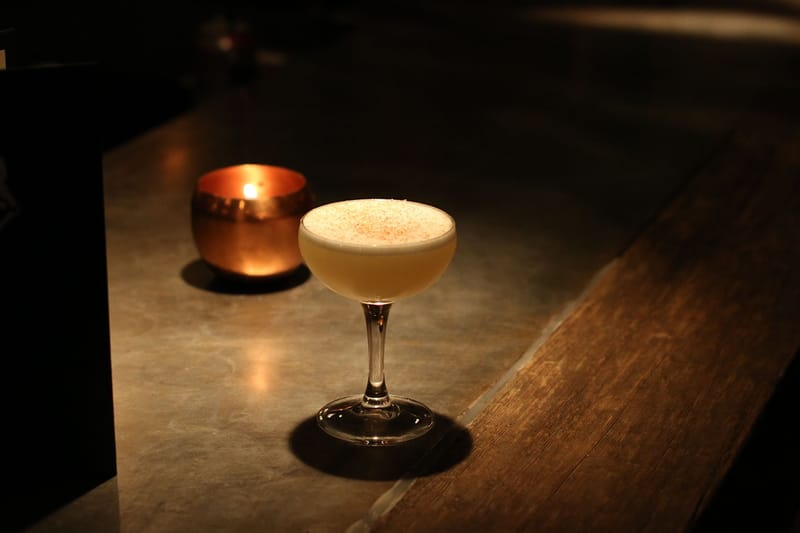 食べログがユーザーから高い評価を得る“バー 百名店 2022”を発表