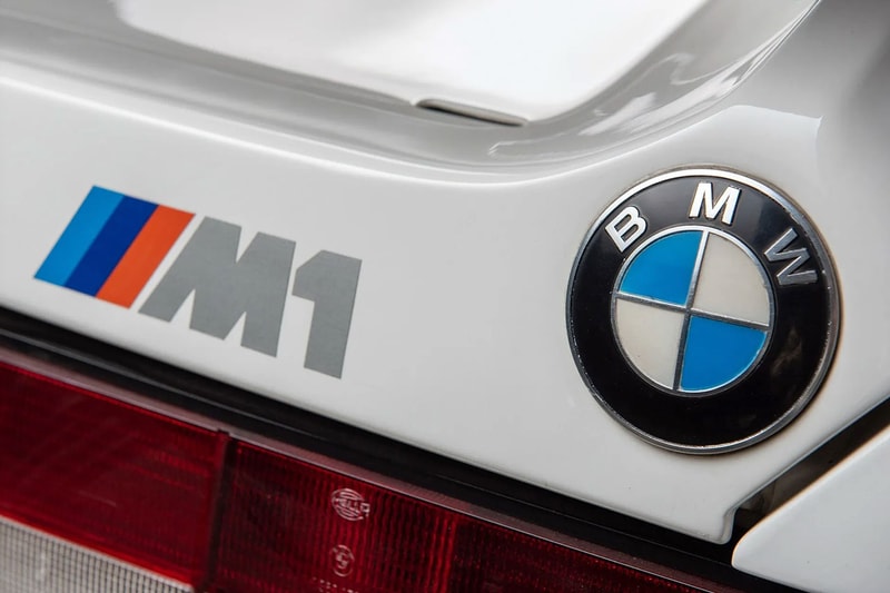 ワイルドスピードポールウォーカーのBMW M1が8700万円で落札 BMW M1 owned by Fast and Furious actor Paul Walker was auctioned off for $648,500