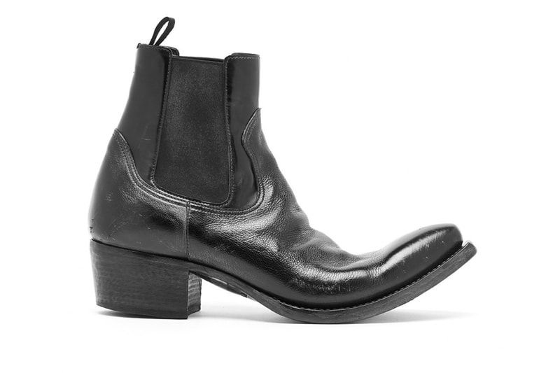 プラダからロックテイストな新作のレザーアンクルブーツが登場 Stomp Around Town in Prada’s SS22 Ankle Boots Footwear