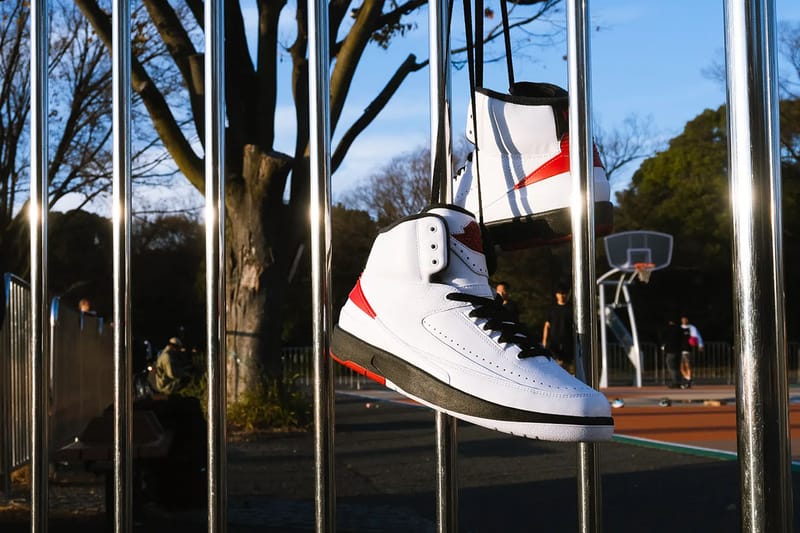 最新作大得価Air Jordan 2 Chicago(エアジョーダン2シカゴ) 28cm 靴