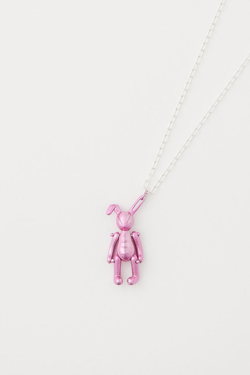 アンブッシュ®︎から2023年の干支であるウサギをモチーフとしただるまがリリース ambush 2023 daruma BUNNY CHARM NECKLACE release info