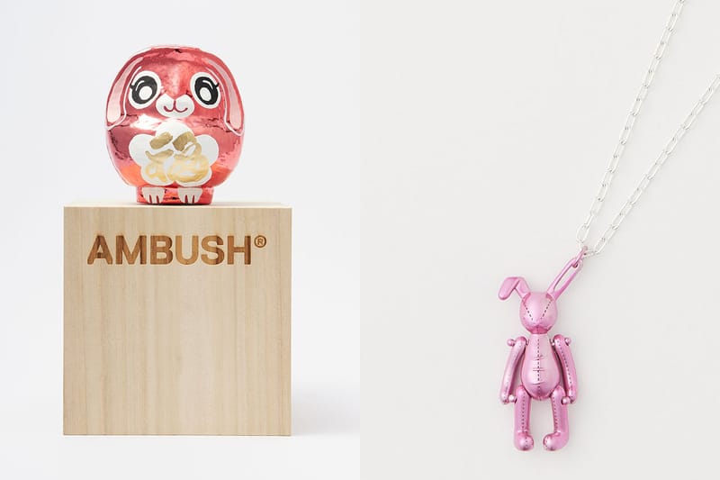 AMBUSH®︎ から2023年の干支であるウサギをモチーフとしただるまがリリース