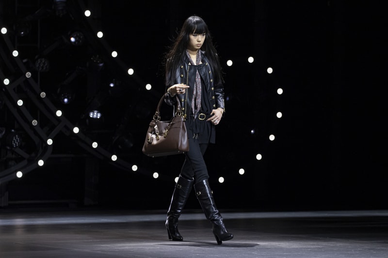 セリーヌ 2023年冬コレクション CELINE Women Winter 2023 Collection Show Hedi Slimane AGE OF INDIENESS At the Wiltern Los Angeles The White Stripes 