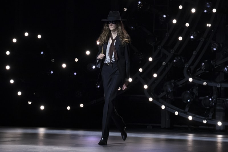 セリーヌ 2023年冬コレクション CELINE Women Winter 2023 Collection Show Hedi Slimane AGE OF INDIENESS At the Wiltern Los Angeles The White Stripes 