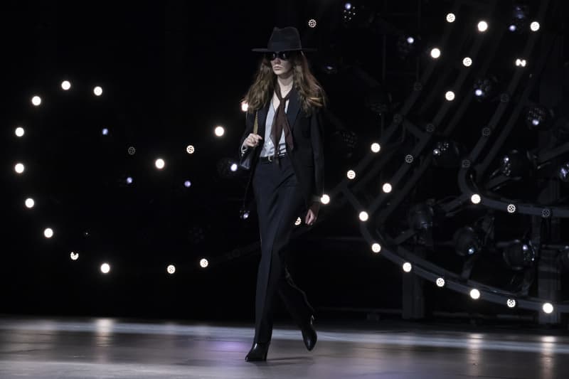 セリーヌ 2023年冬コレクション CELINE Women Winter 2023 Collection Show Hedi Slimane AGE OF INDIENESS At the Wiltern Los Angeles The White Stripes