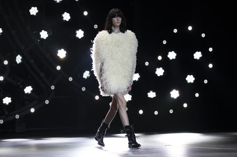 セリーヌ 2023年冬コレクション CELINE Women Winter 2023 Collection Show Hedi Slimane AGE OF INDIENESS At the Wiltern Los Angeles The White Stripes